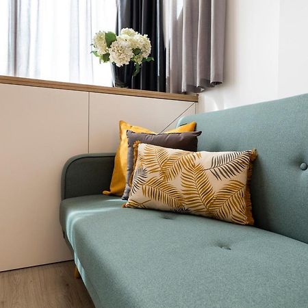 Sylvia 1M - Precioso Apartamento En Primera Linea De Mar - Centrico - Playa - Wifi Empuriabrava Dış mekan fotoğraf